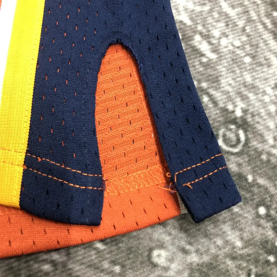 Foto 8 de Camiseta retro termosellada MN: SW de los Warriors temporada 09/10, novato, naranja, número 30 Curry · Golden State Warriors