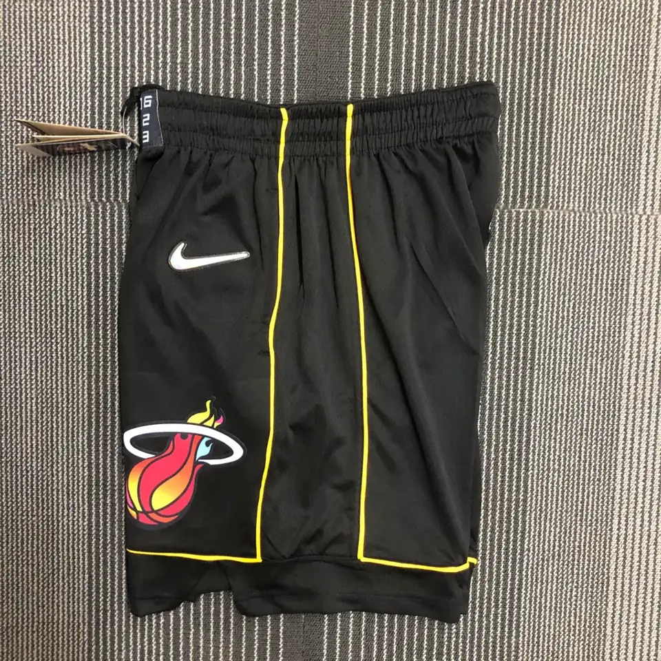 Foto 2 de Temporada 22 Heat edición ciudad pantalones cortos
