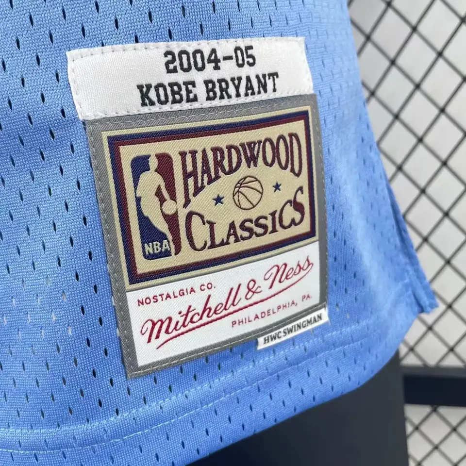 Foto 4 de Camiseta retro MN versión aficionado, termotransferida: Lakers temporada 2004/05 azul Carolina nº 8 Kobe Bryant