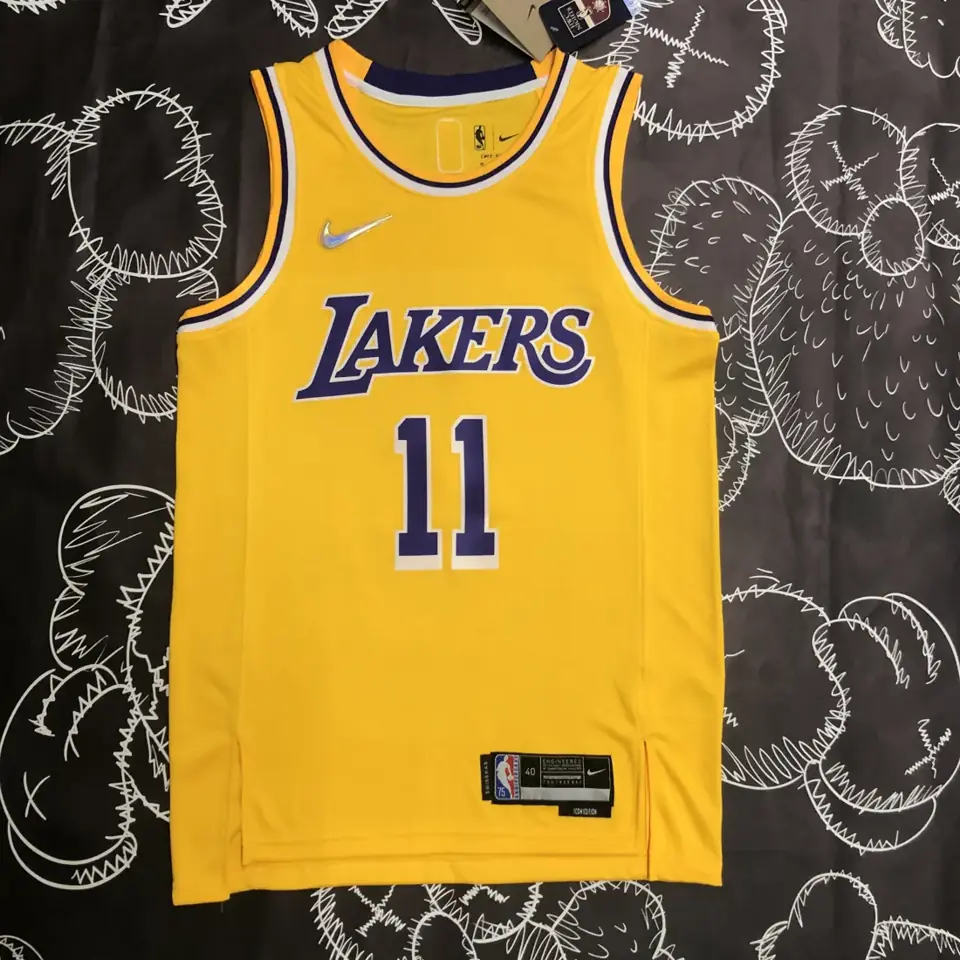 Foto 8 de 75º aniversario Lakers amarillo número 11 Irving