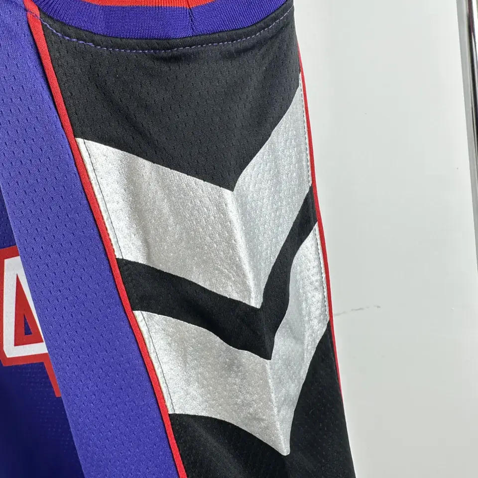 Foto 8 de Temporada 25 Raptors retro número 9 Barrett