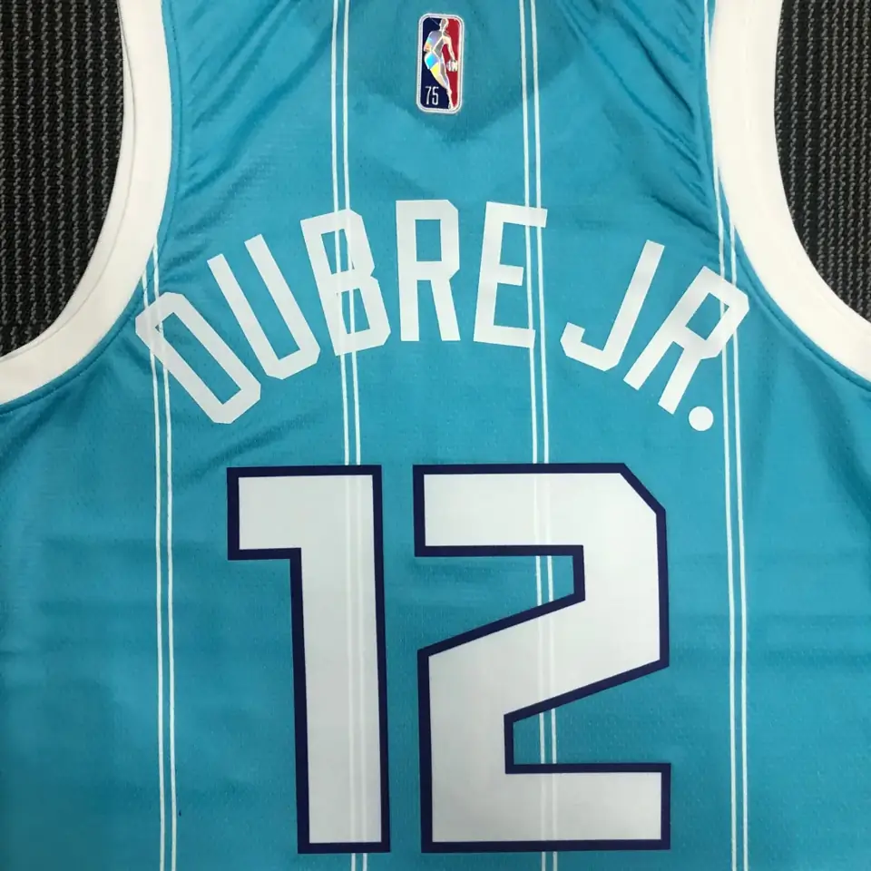 Foto 4 de 75 aniversario Hornets azul número 12 Oubre