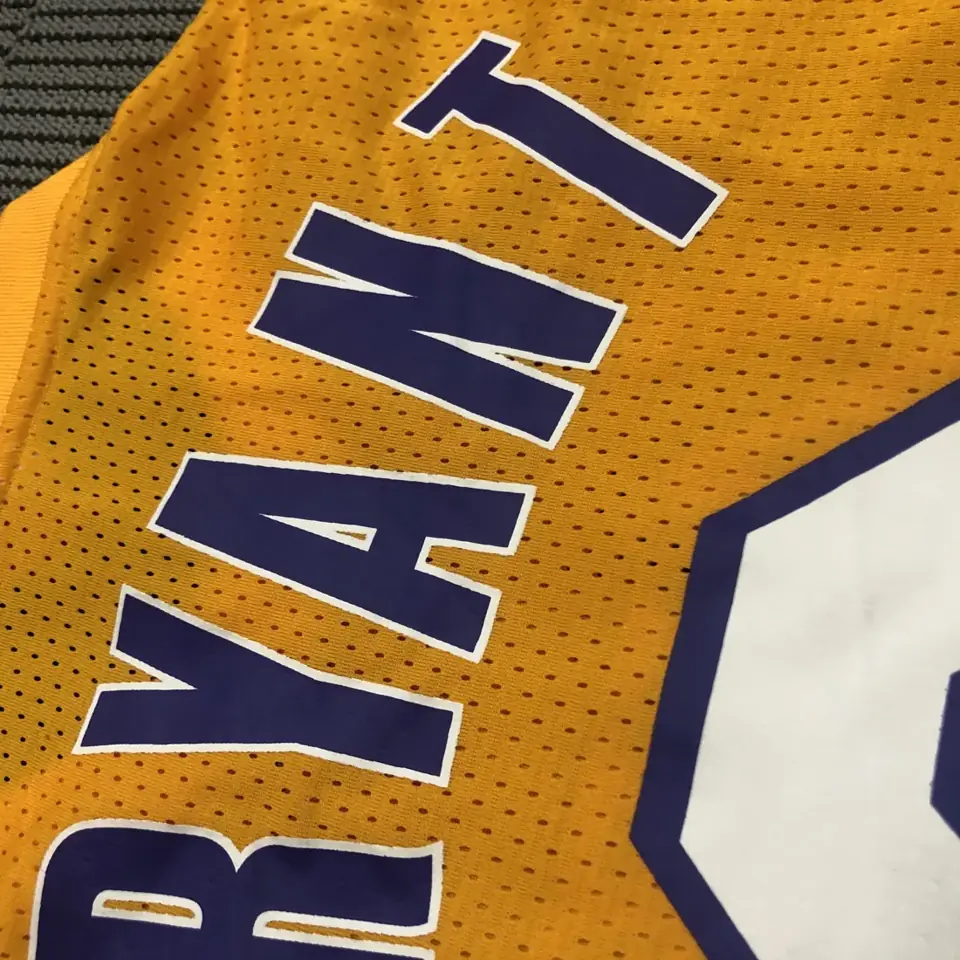 Foto 5 de Mitchellness Lakers de Los Ángeles amarillo número 8 Kobe camiseta retro de malla de manga corta