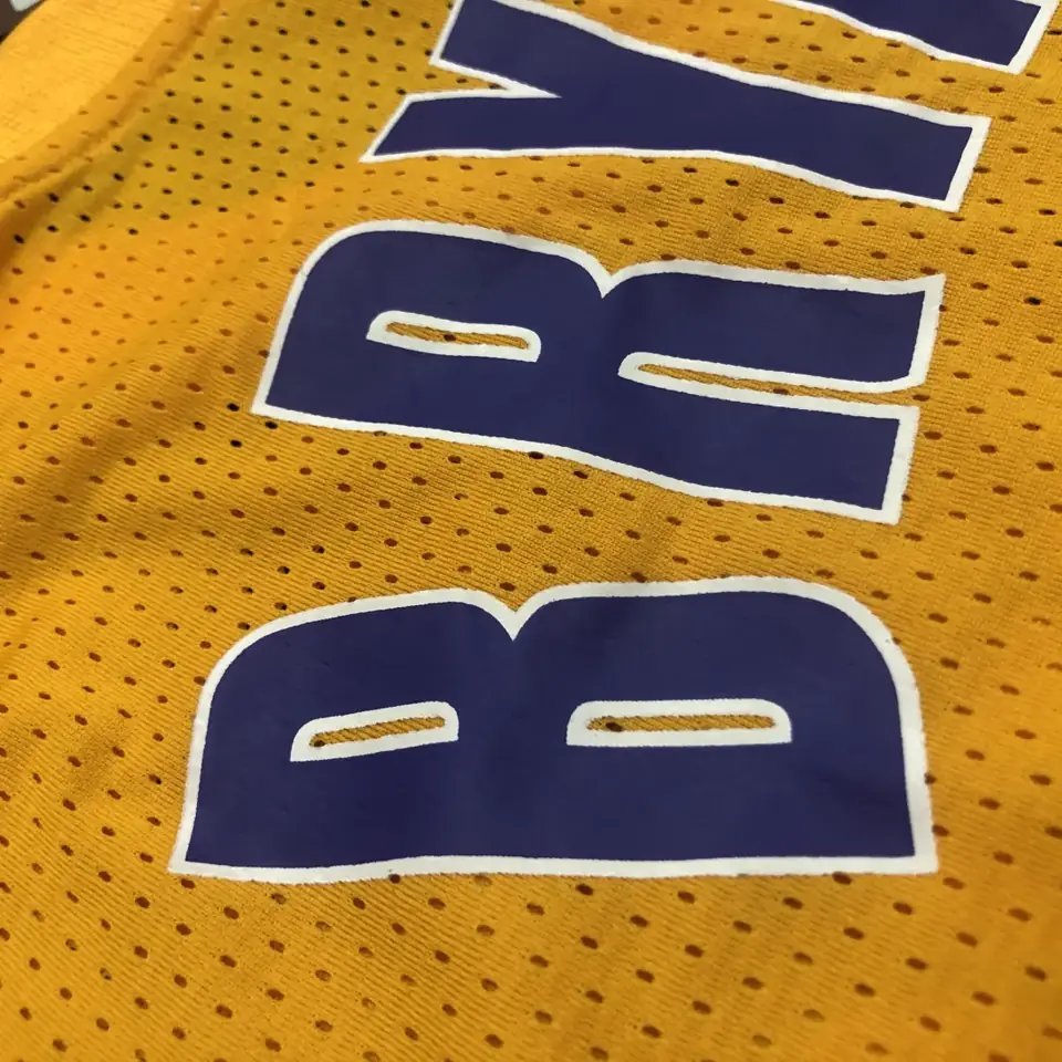 Foto 6 de Mitchellness Lakers de Los Ángeles amarillo número 8 Kobe camiseta retro de malla de manga corta