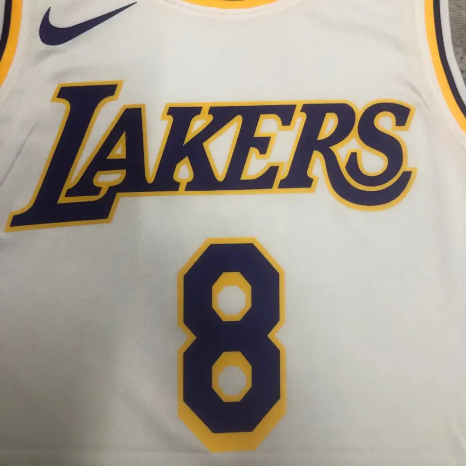 Foto 4 de Temporada 23 Los Angeles Lakers cuello redondo blanco n.º 8 Kobe
