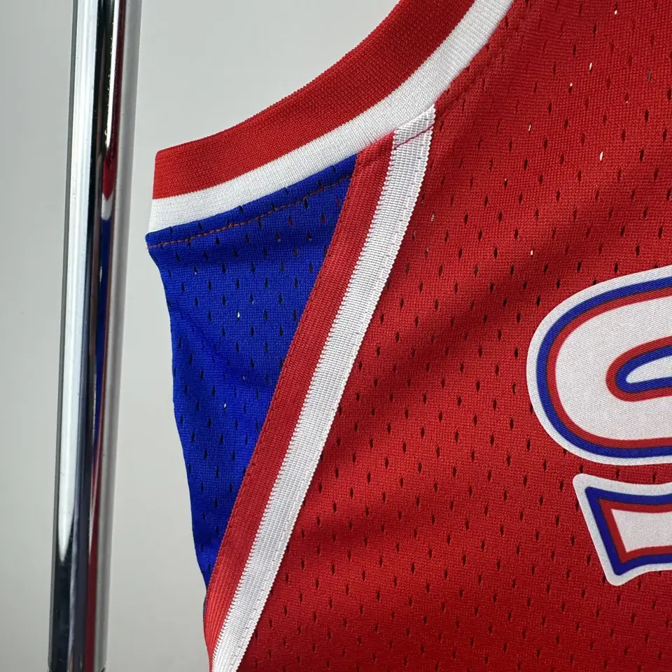 Foto 4 de MN camiseta retro de termopresión SW: 76ers temporada 96/97 novato roja nº 3 Iverson