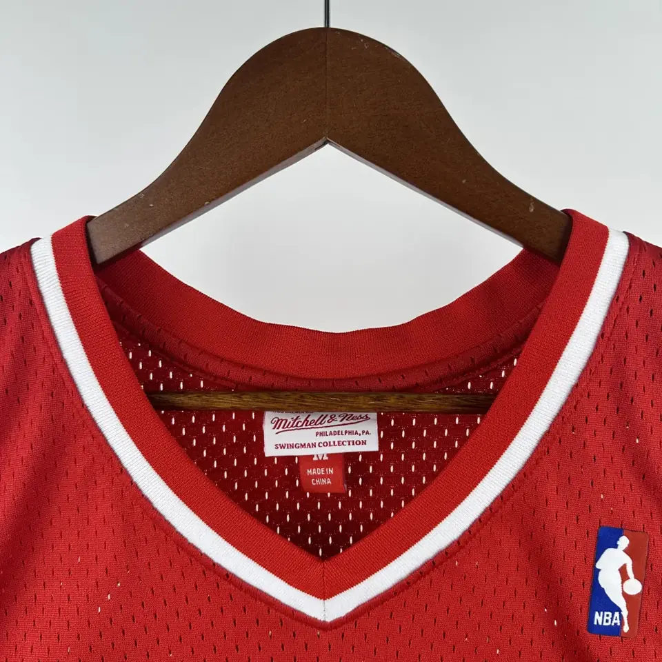 Foto 8 de MN camiseta retro de termopresión SW: 76ers temporada 96/97 novato roja nº 3 Iverson