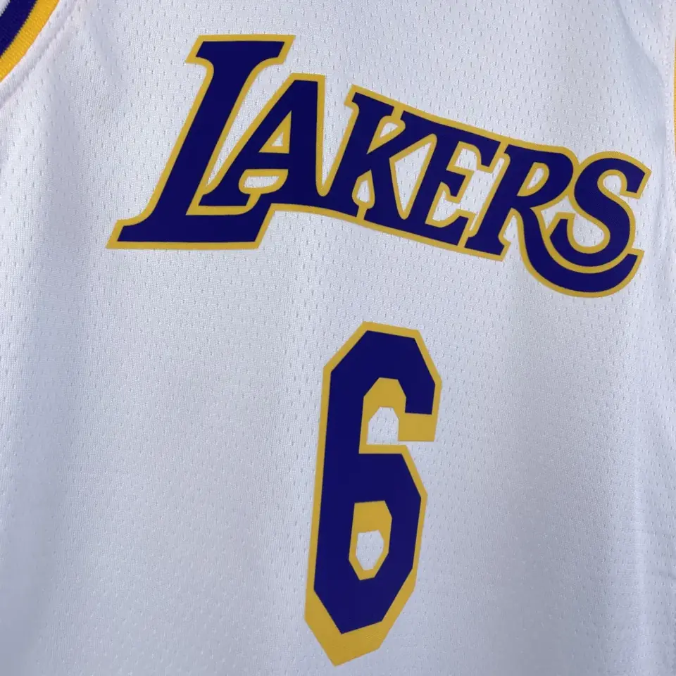 Foto 8 de Juvenil para niños: Lakers blanco nº 6 James