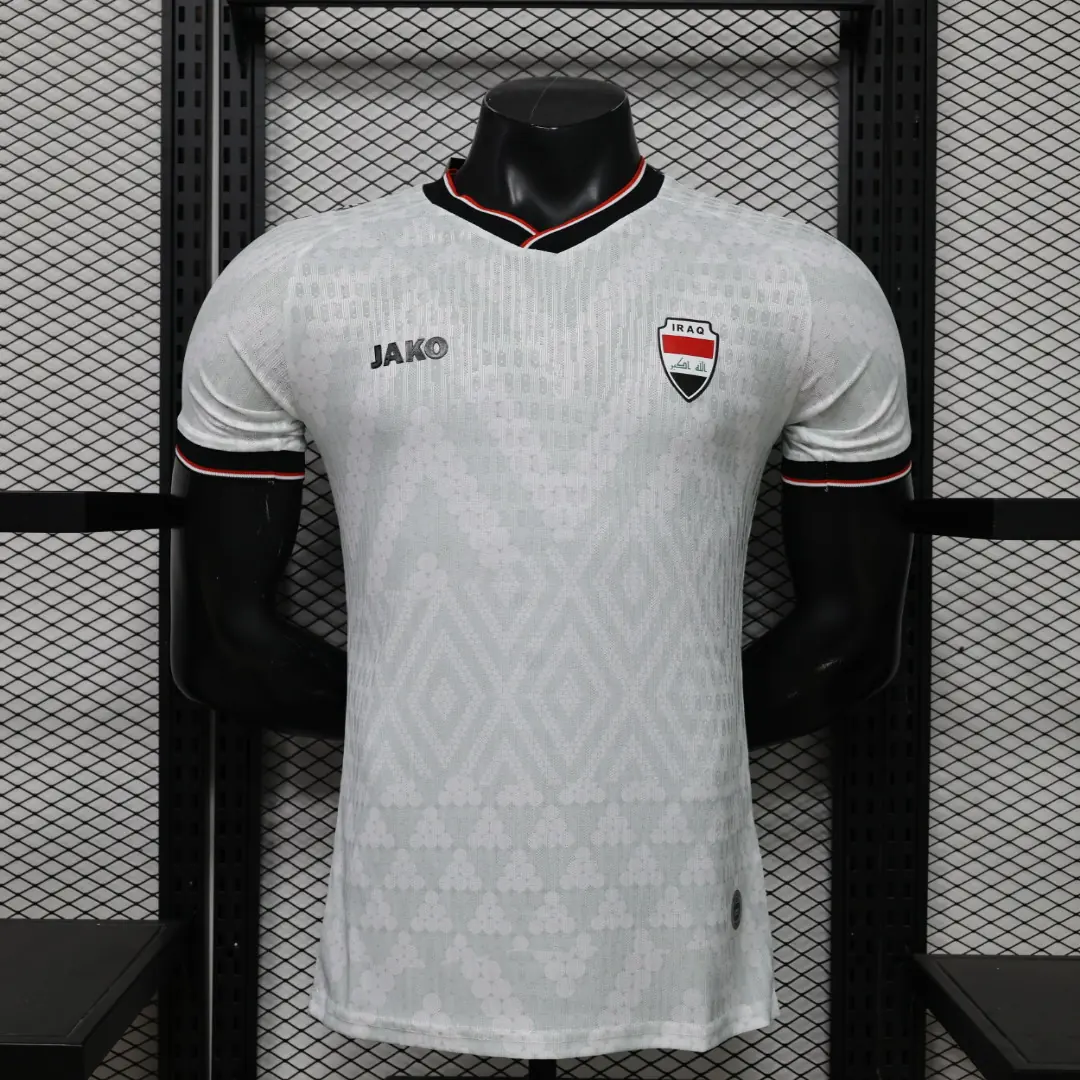 Foto 1 de Versión jugador 26.27 Irak visitante S a 2XL