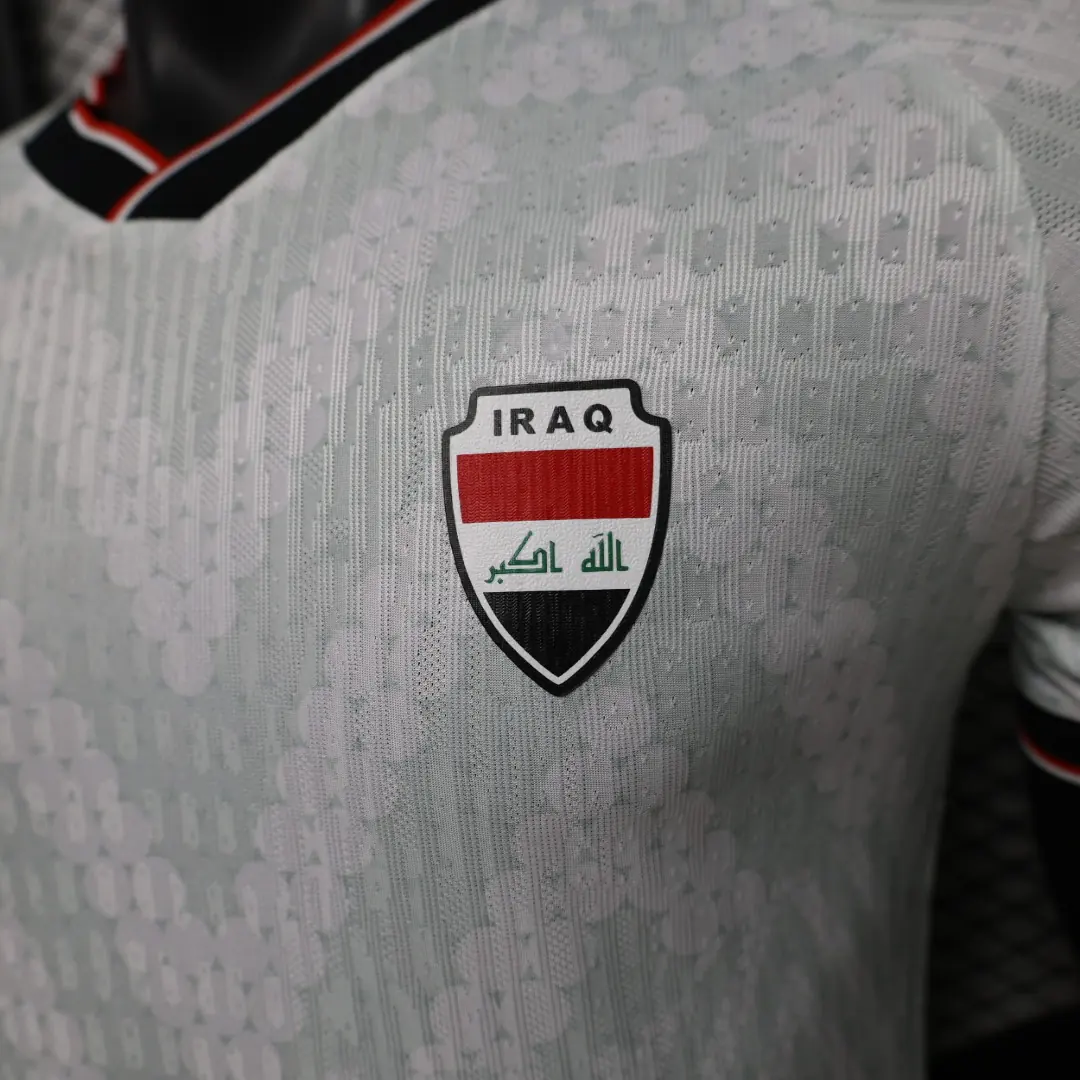 Foto 7 de Versión jugador 26.27 Irak visitante S a 2XL