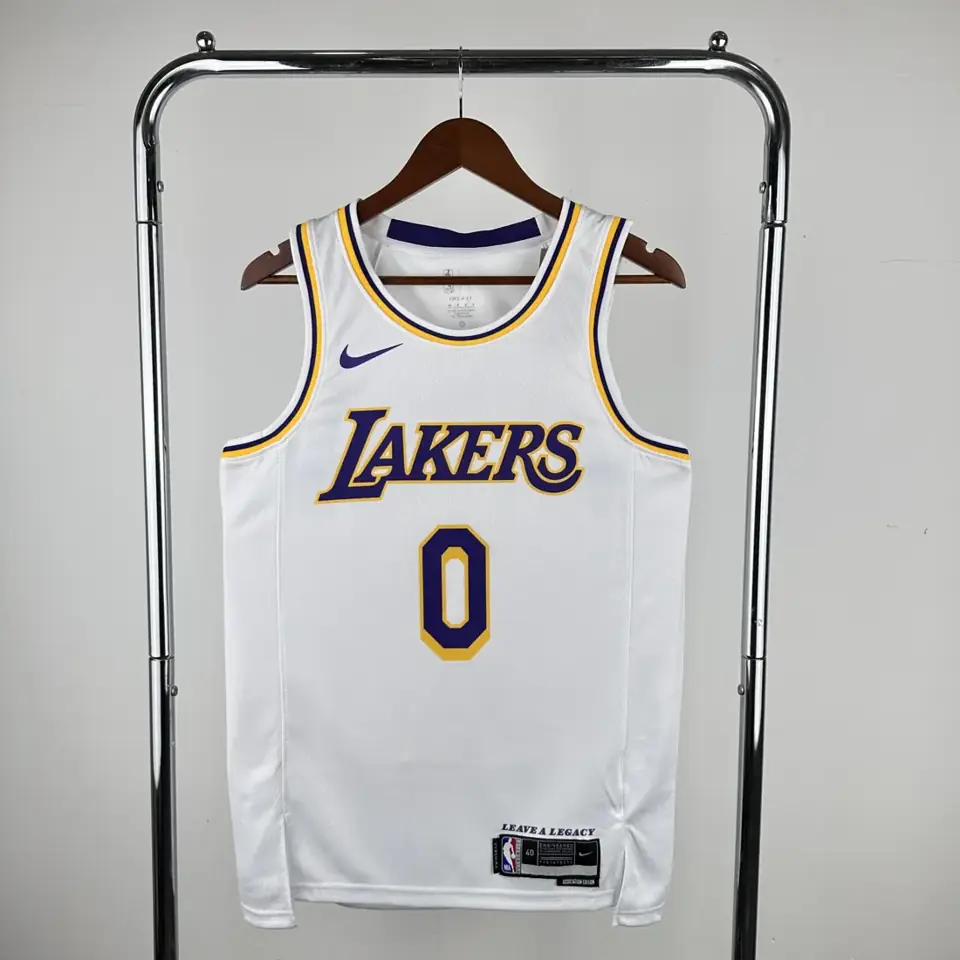 Foto 1 de Temporada 23 Lakers de Los Ángeles cuello redondo blanco número 0 Westbrook