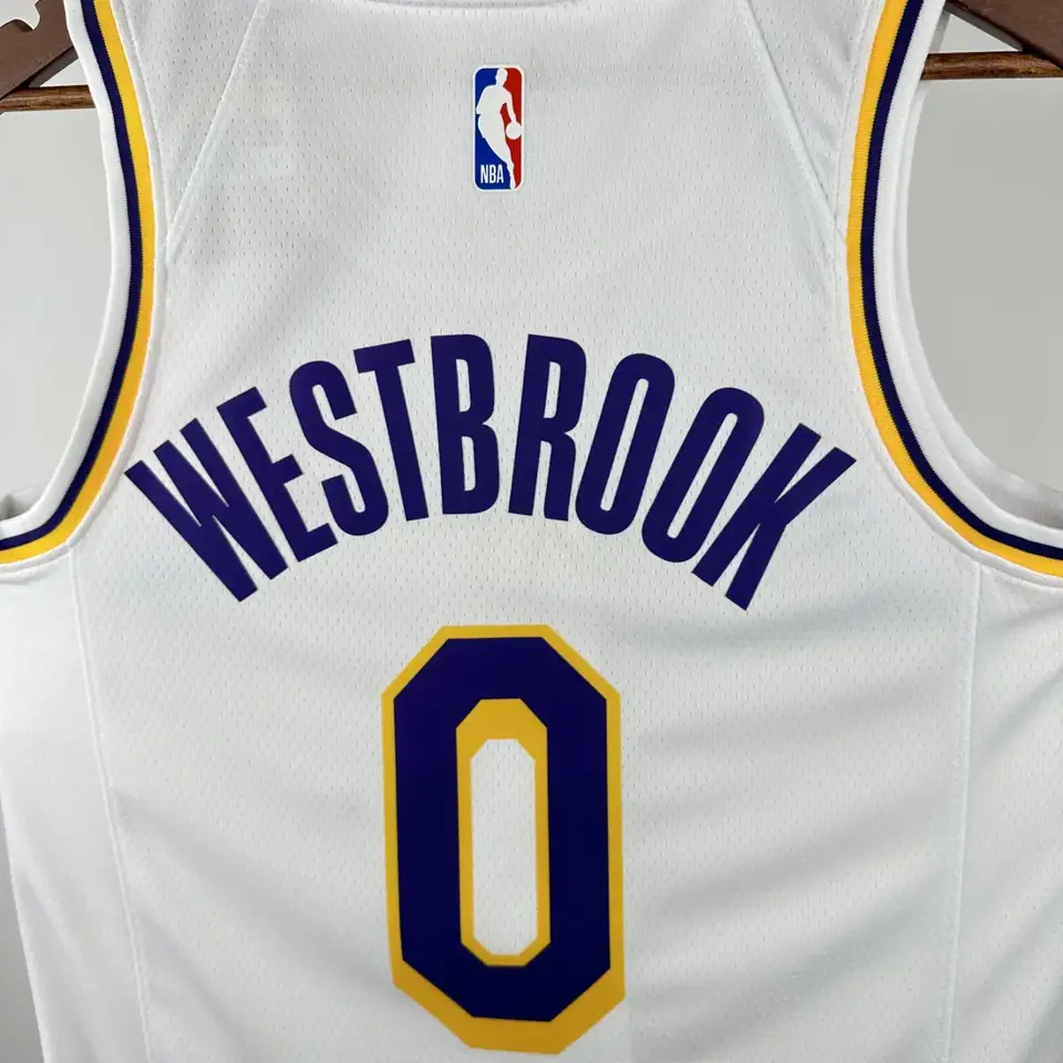 Foto 7 de Temporada 23 Lakers de Los Ángeles cuello redondo blanco número 0 Westbrook