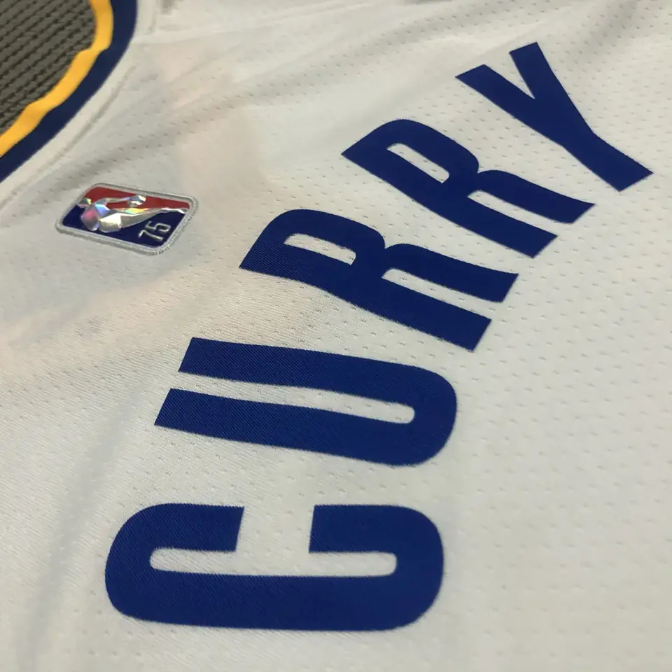 Foto 6 de 75.º aniversario Warriors cuello en V blanco 2974 Curry