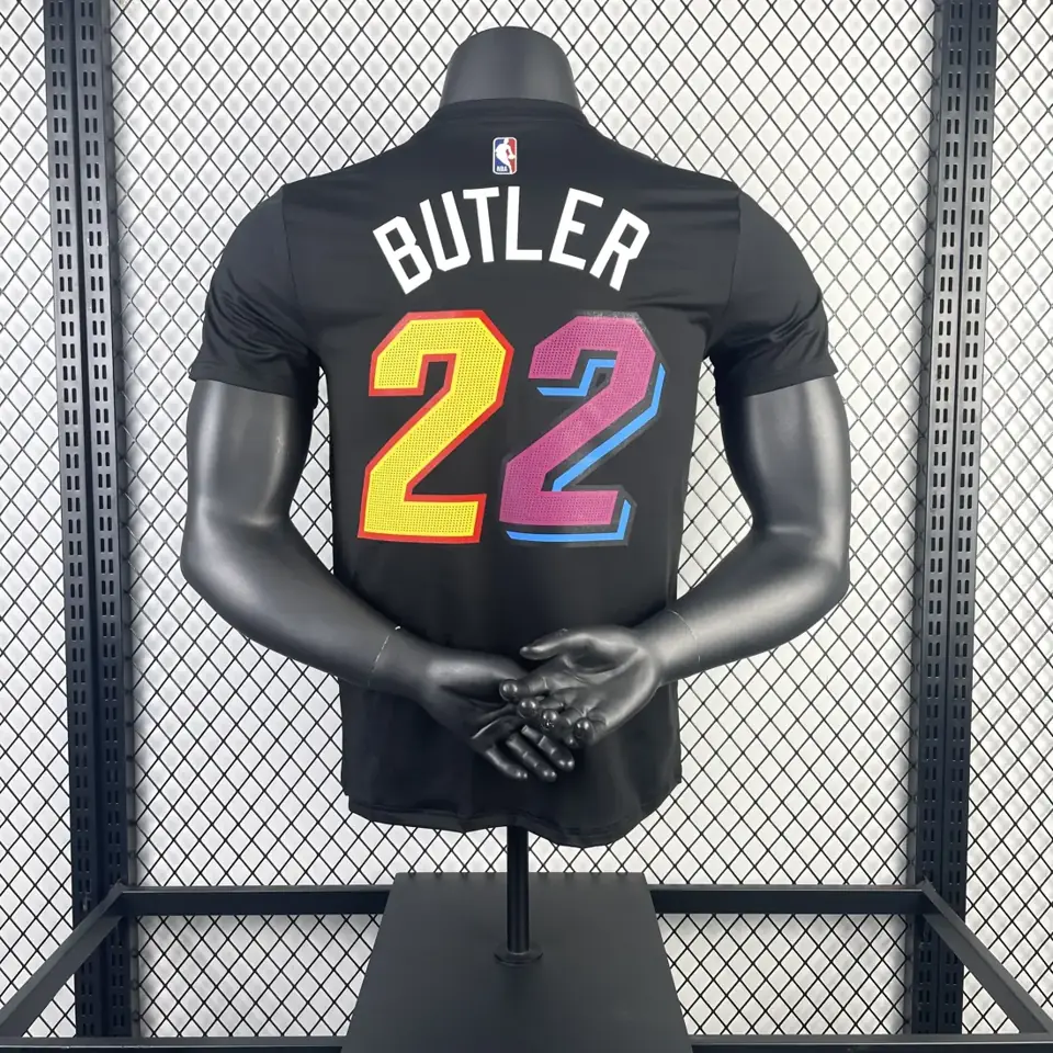 Foto 2 de Camiseta de secado rápido: temporada 22 Heat City Edition manga corta número 22 Butler