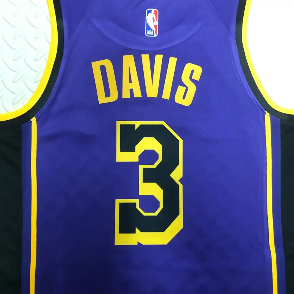 Foto 5 de Temporada 23 Lakers edición Jumpman número 3 Davis