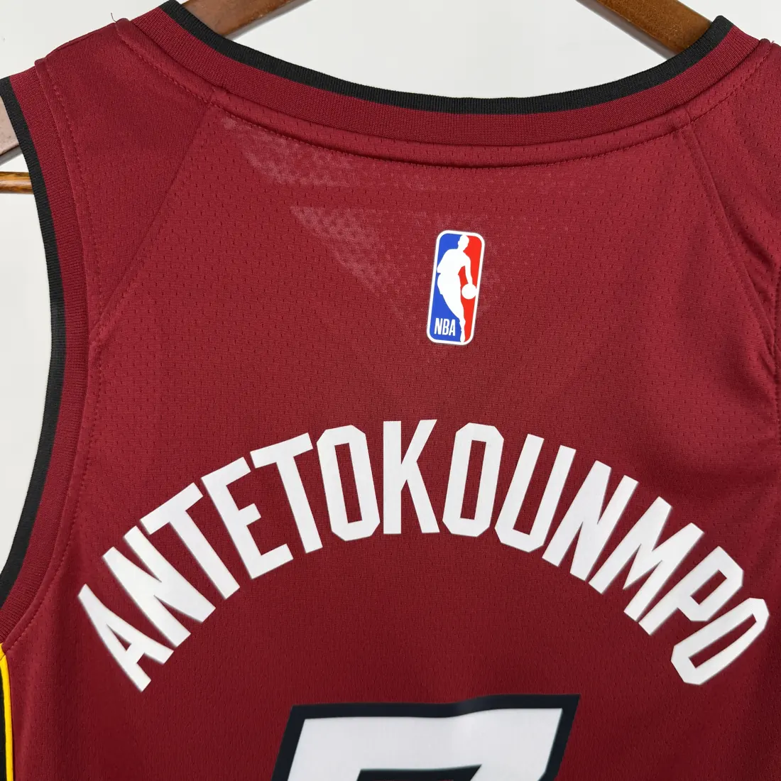 Foto 2 de Temporada 23 Heat Edición Jordan nº 7 Antetokounmpo