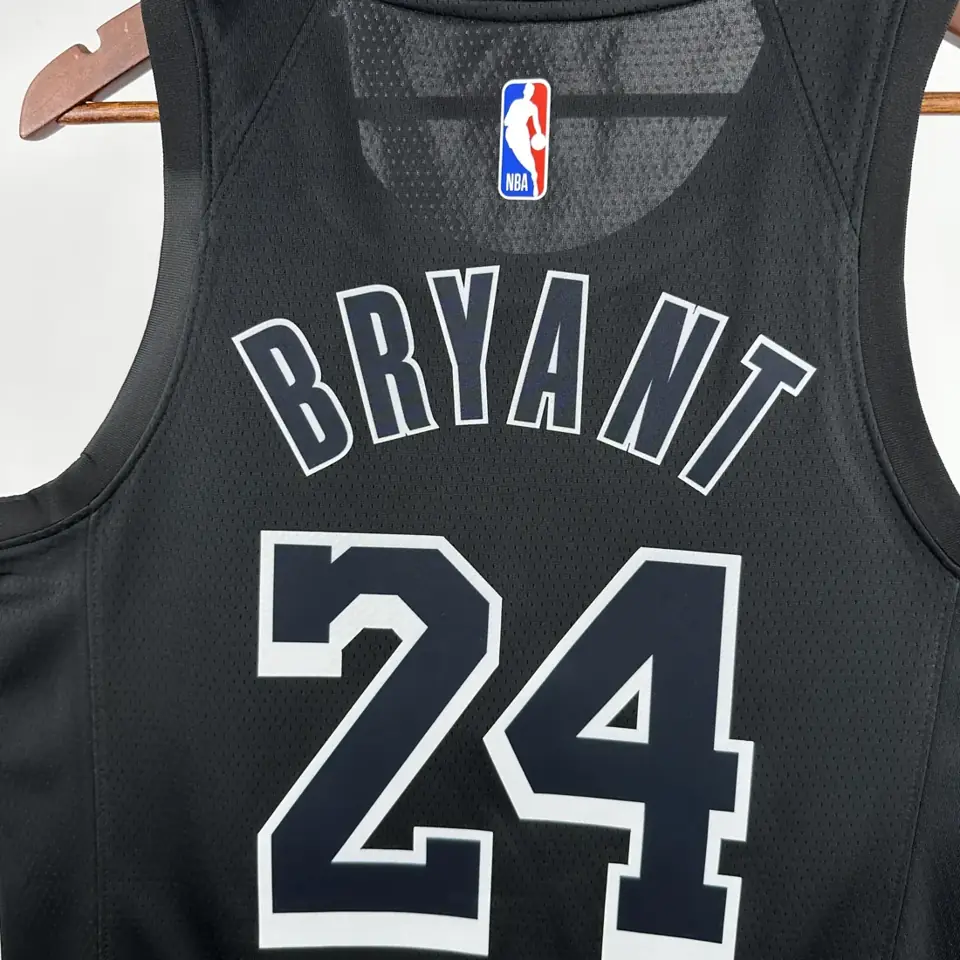 Foto 7 de Lakers negro Edición Homenaje #24 Kobe