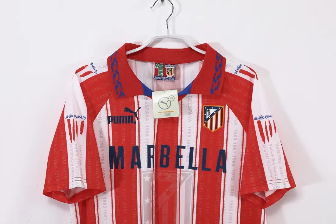 Foto 6 de Temporada 1995/96 Atlético de Madrid local 8A