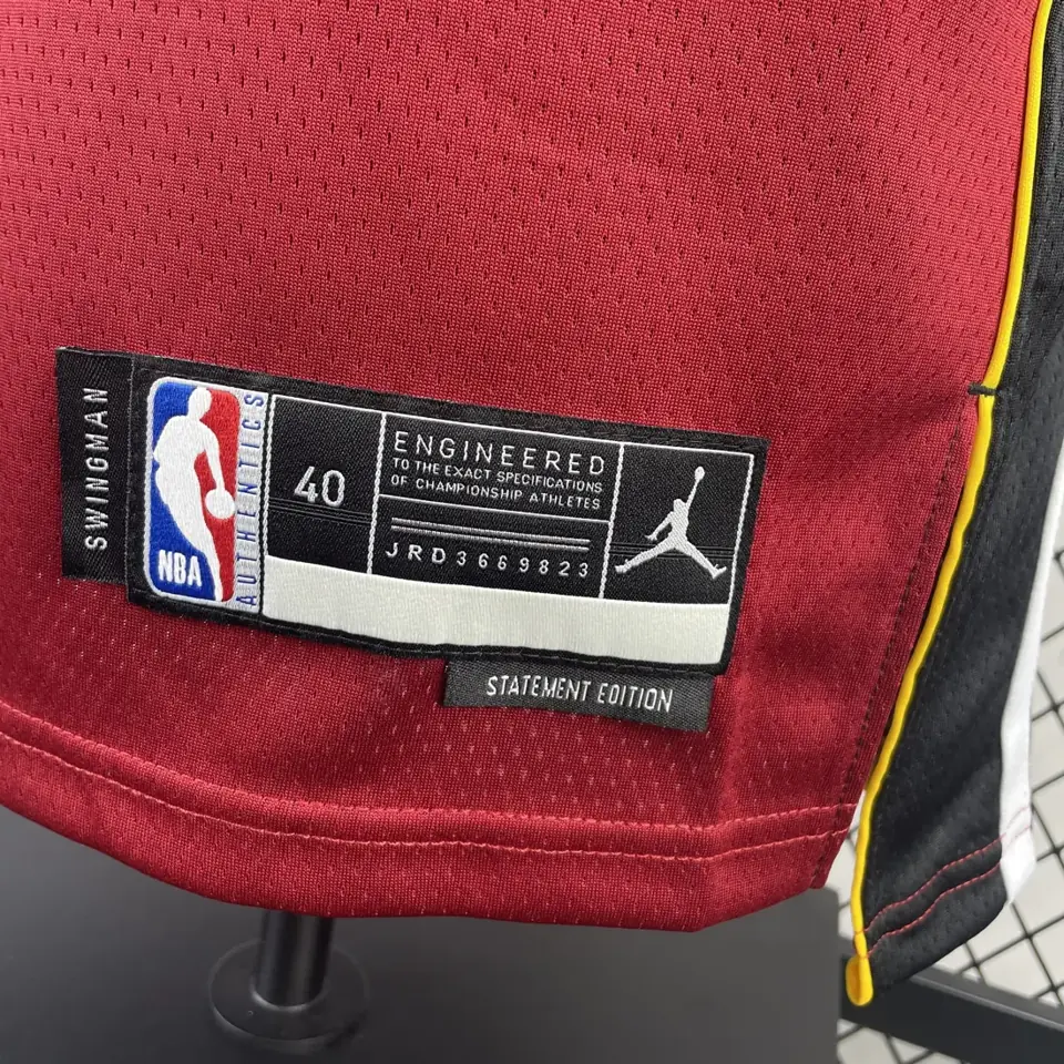 Foto 4 de Temporada 23 Heat Edición limitada Flyman nº 13 Adebayo