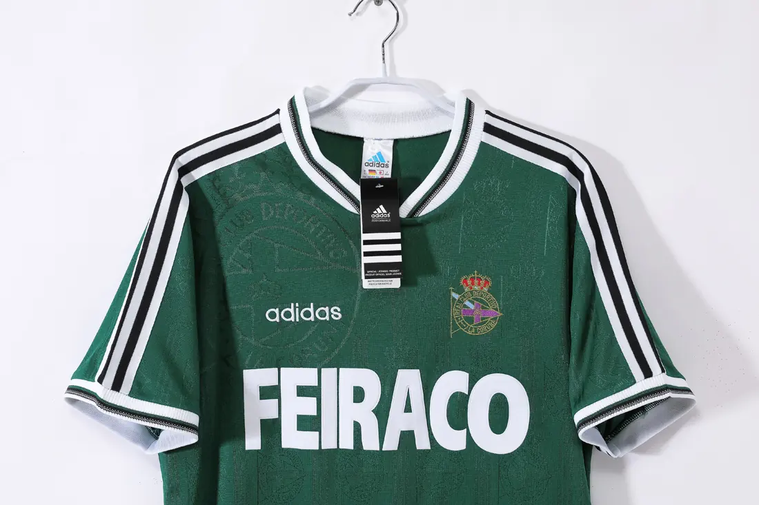 Foto 5 de Temporada 1999/00 Deportivo de La Coruña visitante verde 0B