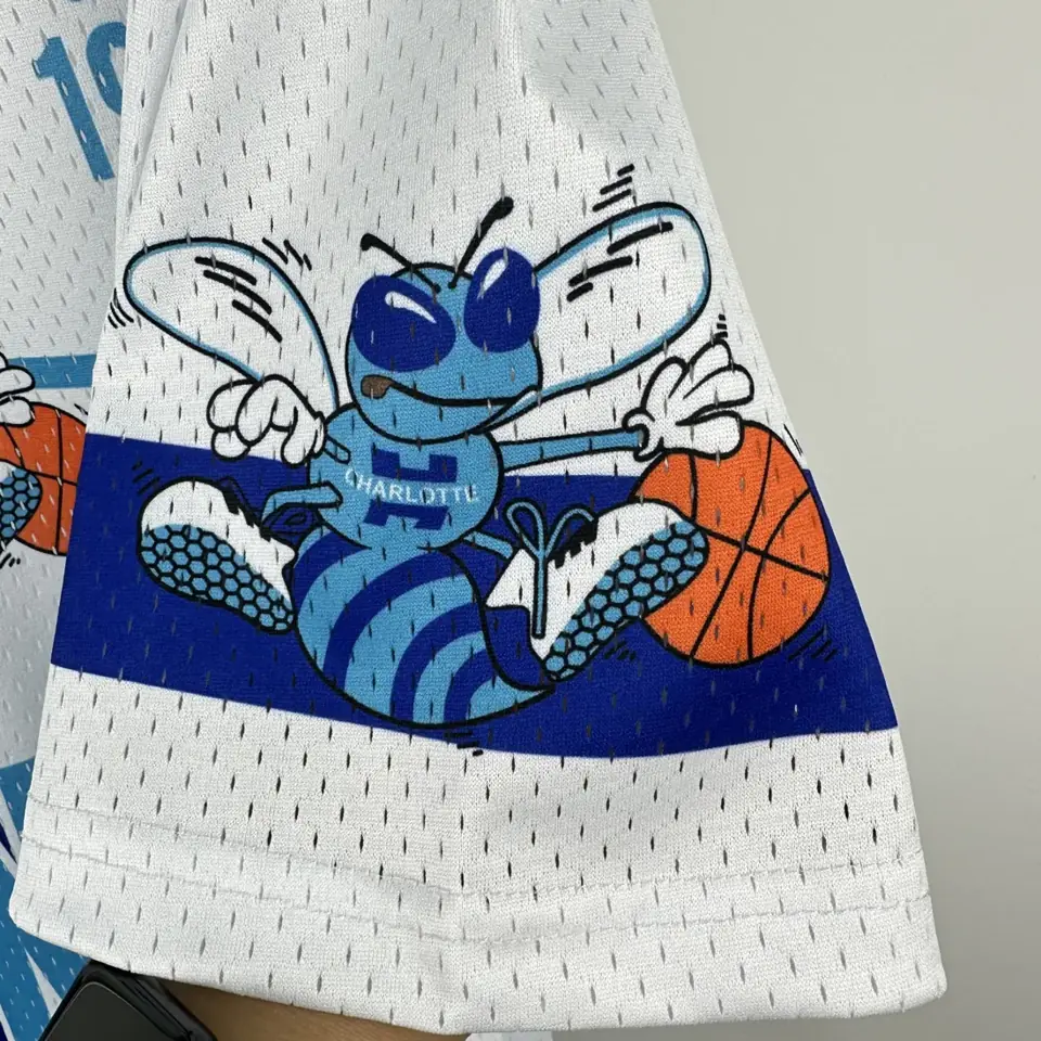 Foto 7 de Modelo 26 MN retro de manga corta Hornets