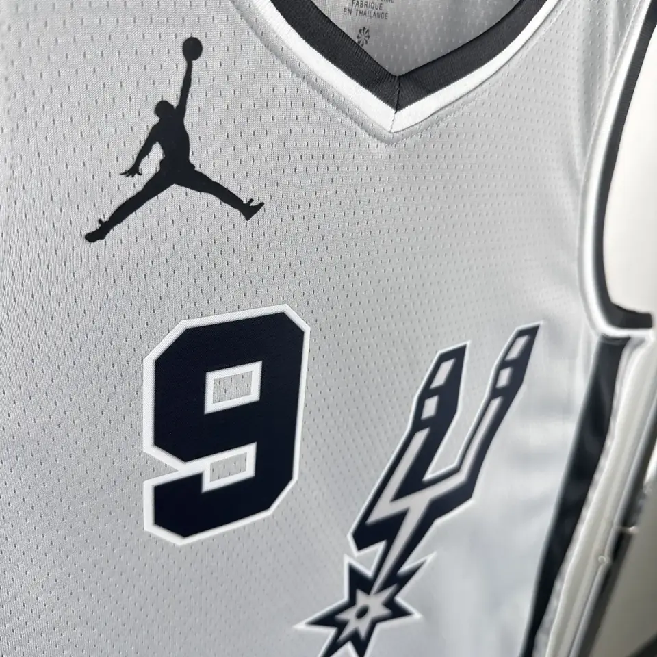 Foto 4 de Temporada 21 Spurs Gris Edición limitada Air Nº 9 Parker