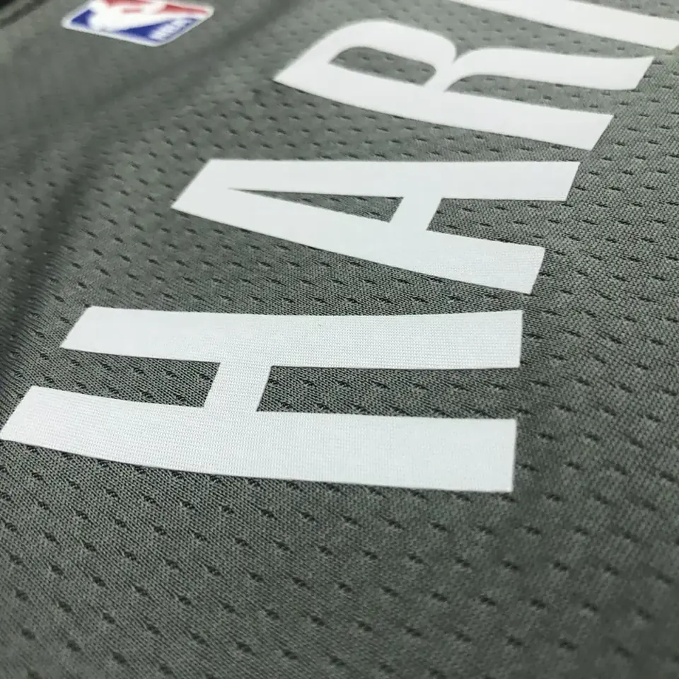 Foto 5 de Nets modelo Jumpman gris número 12 Harris