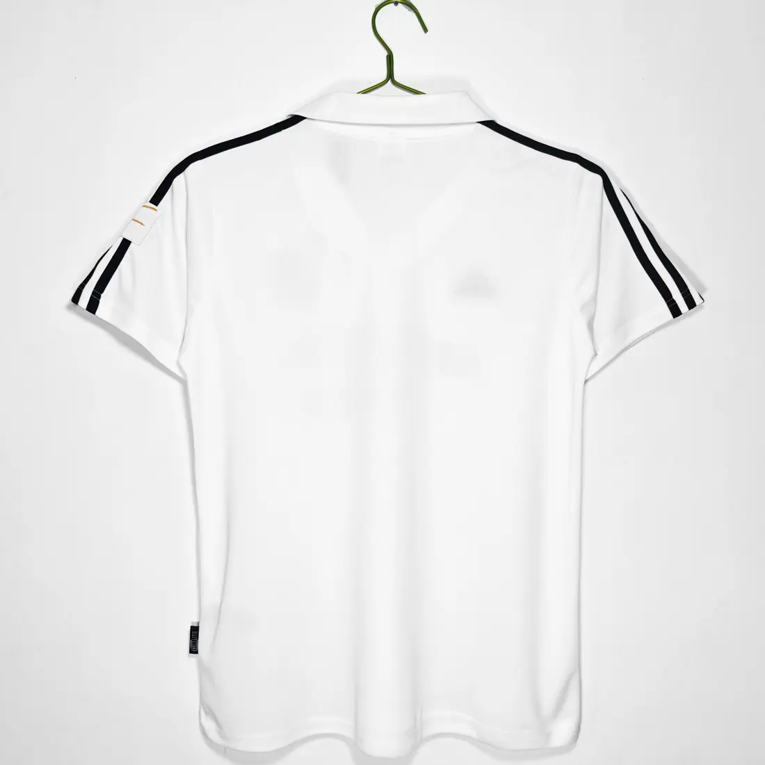 Foto 5 de Temporada 2002/03 Real Madrid local (con publicidad en el pecho)5A