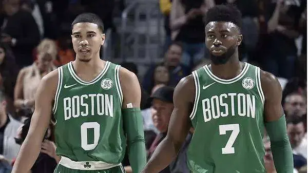 Foto 2 de Boston Celtics verde retro nº 7 Jaylen Brown