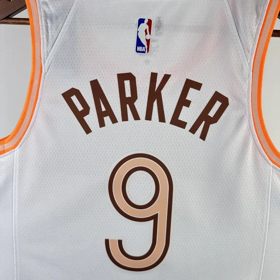 Foto 5 de Temporada 24 - Spurs - Edición Ciudad - nº 9 Parker