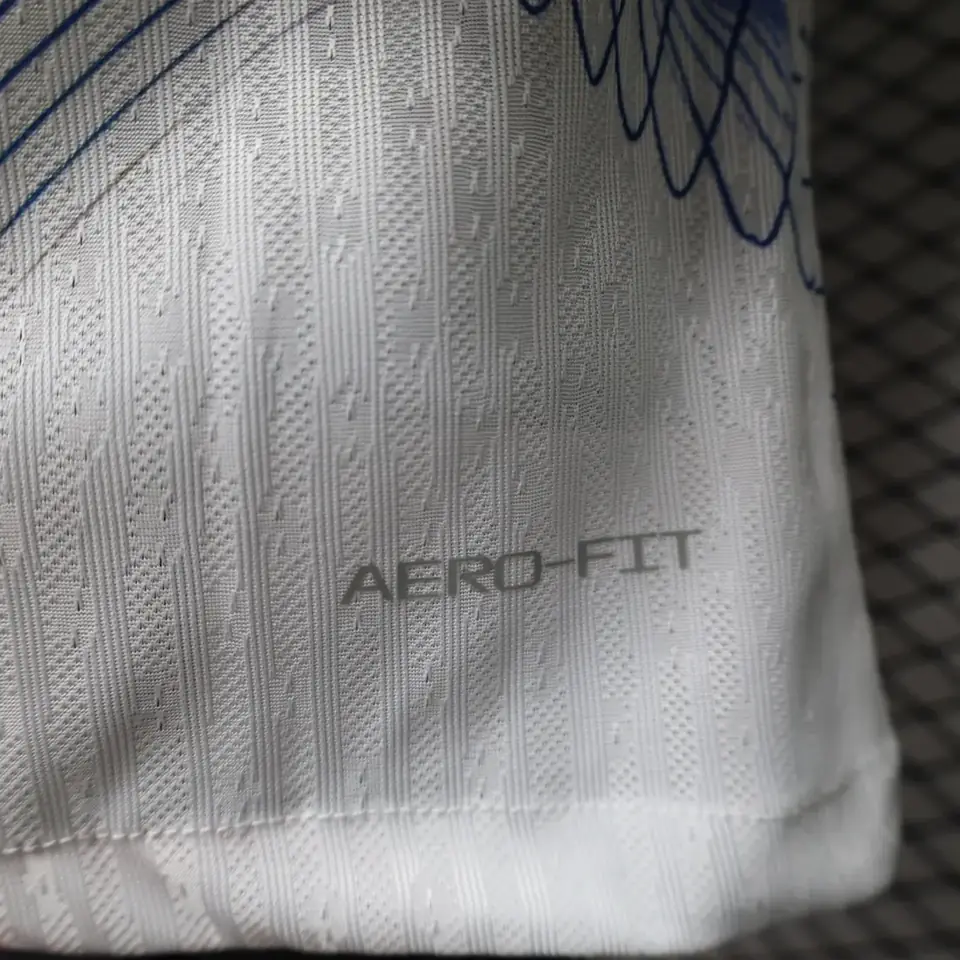 Foto 2 de Camiseta de calentamiento del París Saint-Germain para la Champions League 26-27 (tallas S-3XL)