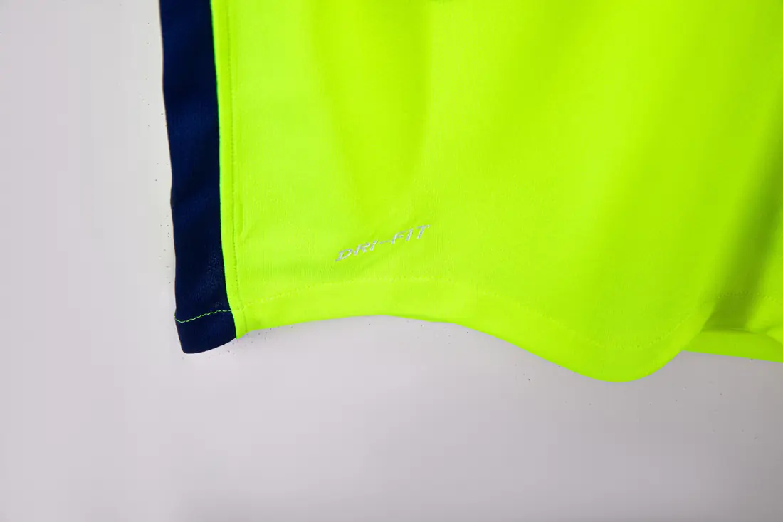 Foto 8 de Temporada 2014/15 Barcelona tercera (verde fluorescente) 8A