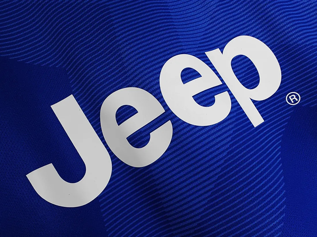 Foto 8 de Temporada 2014/15 Juventus tercera azul 8A