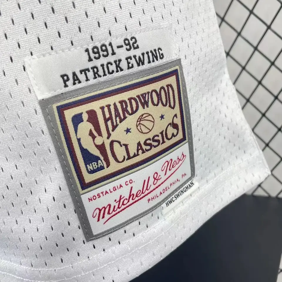 Foto 4 de Camiseta retro MN versión aficionado, termotransferida: Knicks temporada 1991/92 blanco nº 33 Patrick Ewing