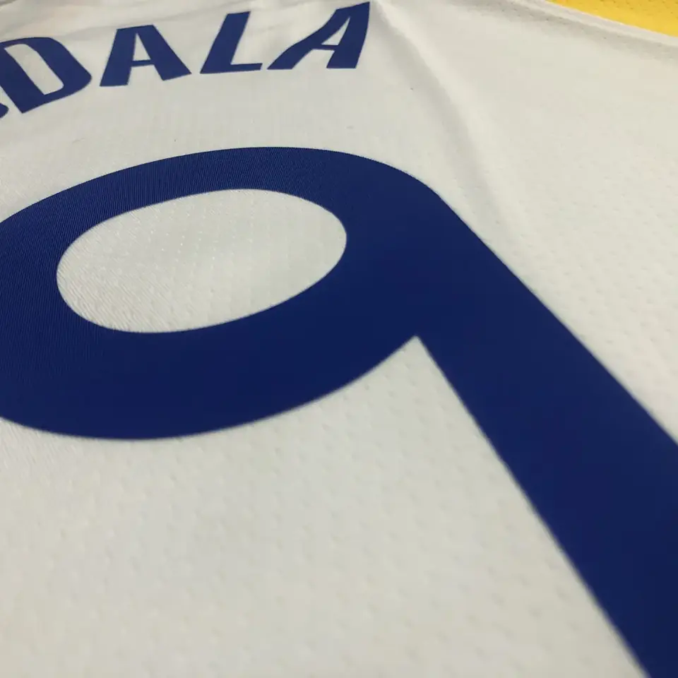 Foto 6 de 75 aniversario Los Warriors cuello en V blanco número 9 Iguodala
