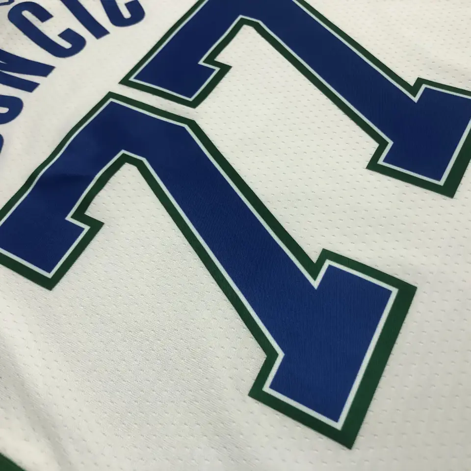 Foto 8 de temporada 22 Mavericks City Edition nº 77 Dončić