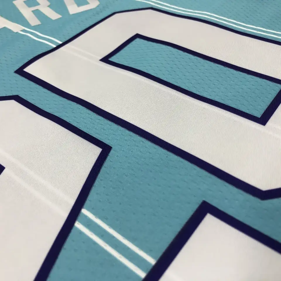Foto 8 de Temporada 20 Charlotte Hornets azul nº 20 Gordon Hayward