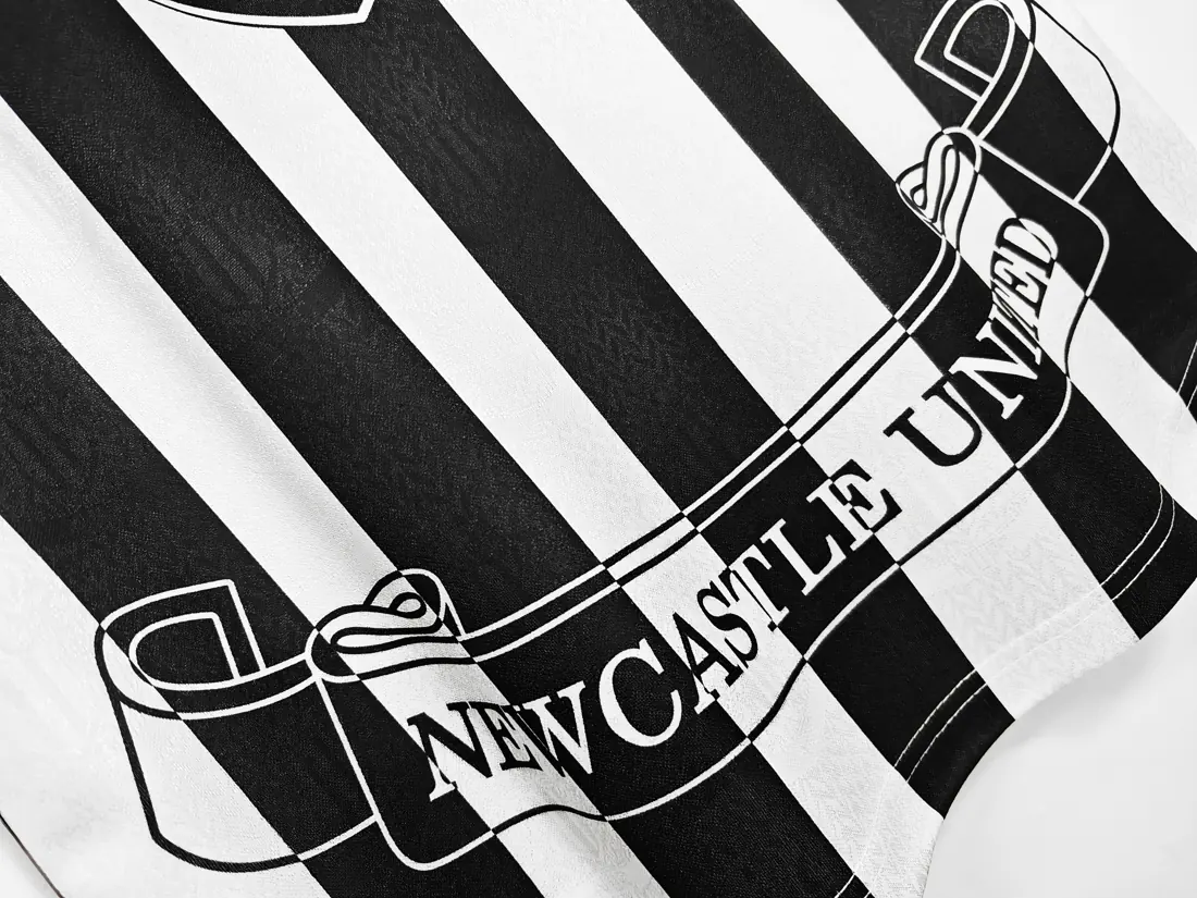 Foto 6 de Temporada 1997/99 Newcastle United local retro 8A
