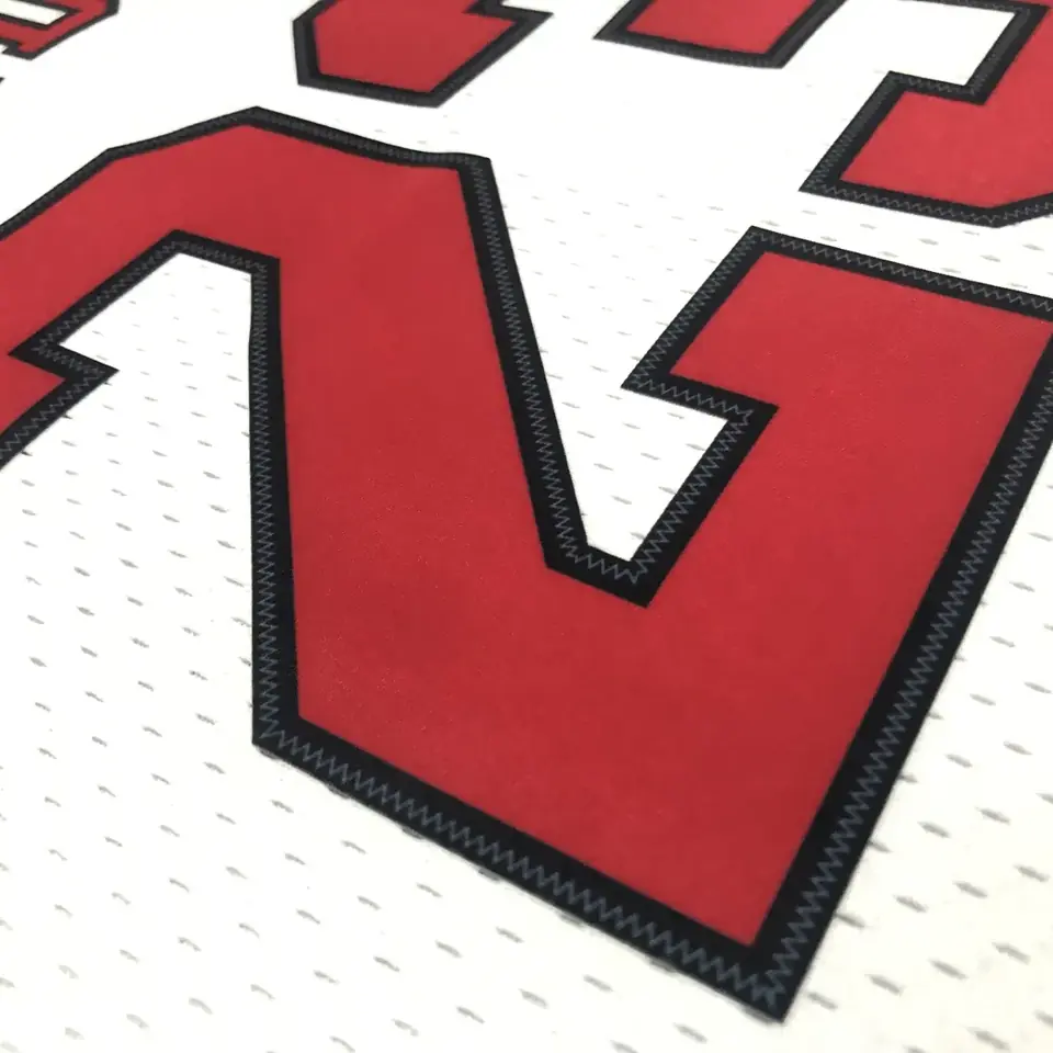 Foto 6 de MN camiseta retro termoimpresa: SW Chicago Bulls temporada 98 color blanco nº23 Jordan