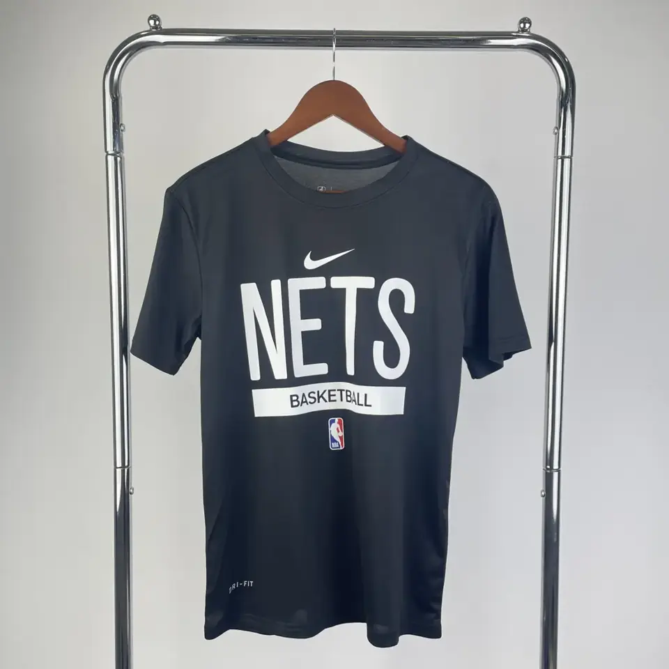 Foto 1 de Temporada 23 Nets negro camiseta de entrenamiento de secado rápido de manga corta
