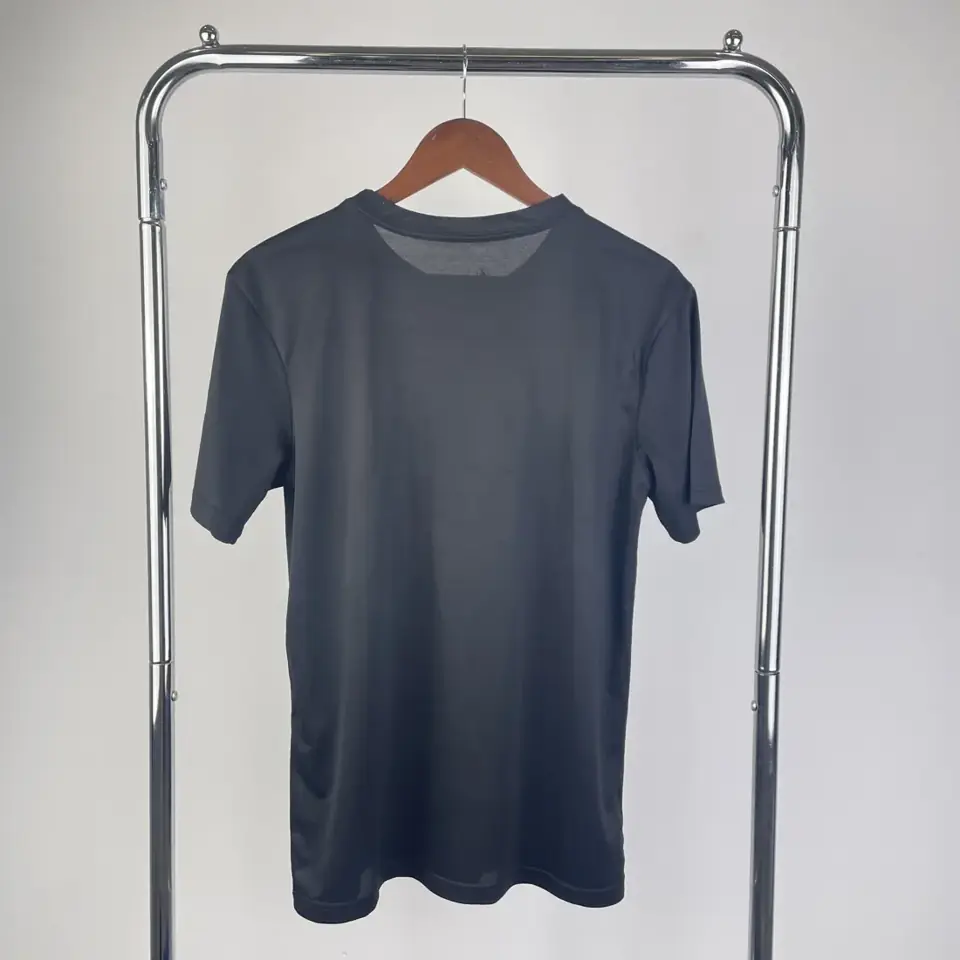 Foto 2 de Temporada 23 Nets negro camiseta de entrenamiento de secado rápido de manga corta
