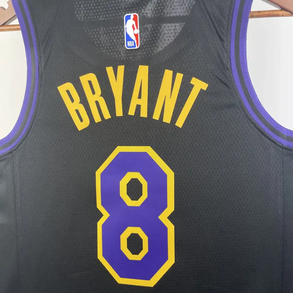 Foto 8 de Camiseta temporada 26 Lakers City Edition número 8 Kobe