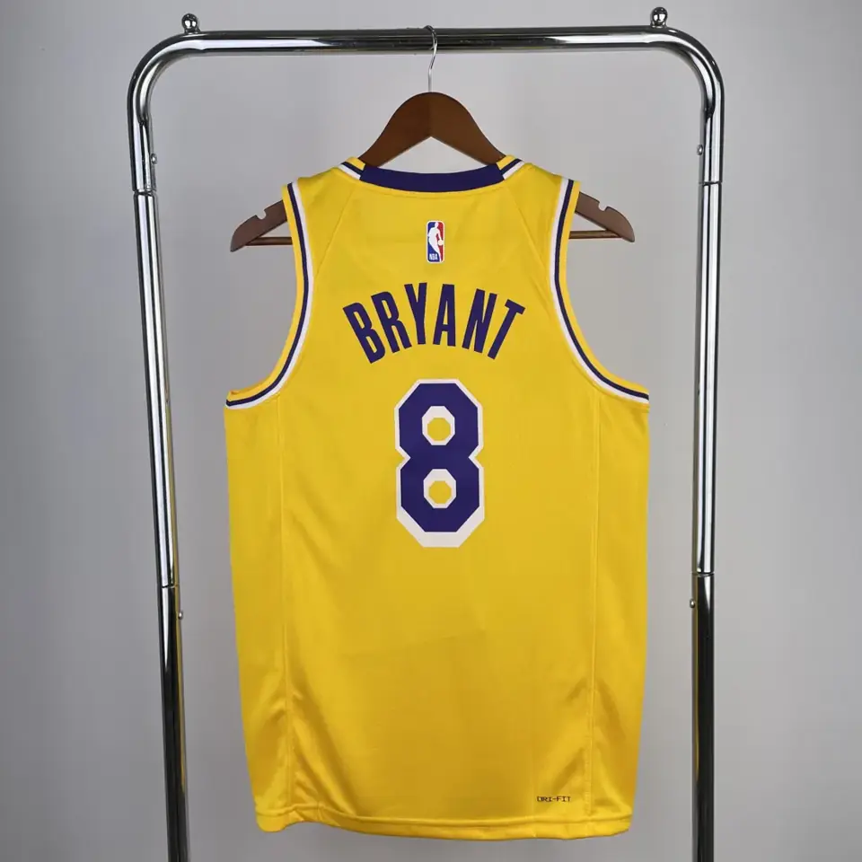 Foto 6 de Temporada 23 Los Angeles Lakers cuello redondo amarillo n.º 8 Kobe
