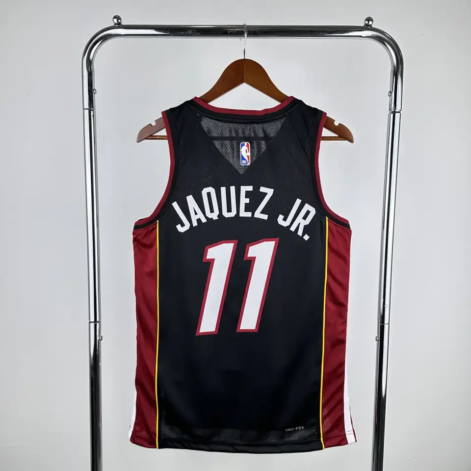 Foto 2 de Heat cuello en V visitante negro n.º 11 Jaquez