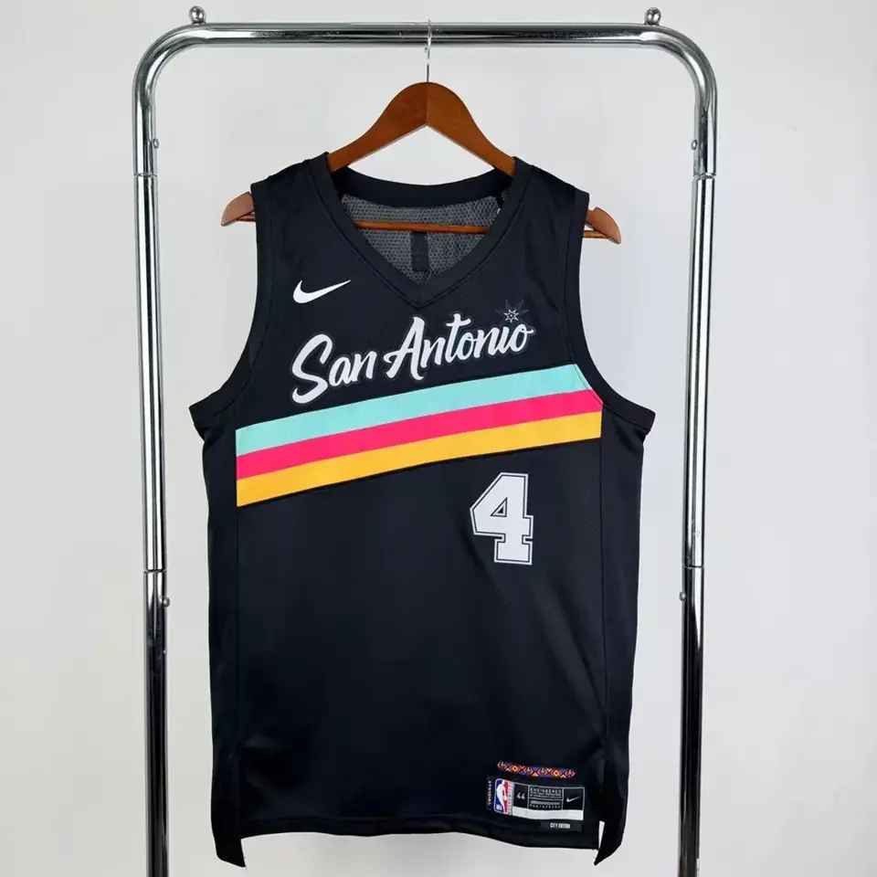 Foto 1 de Temporada 26 Spurs edición ciudad número 4
