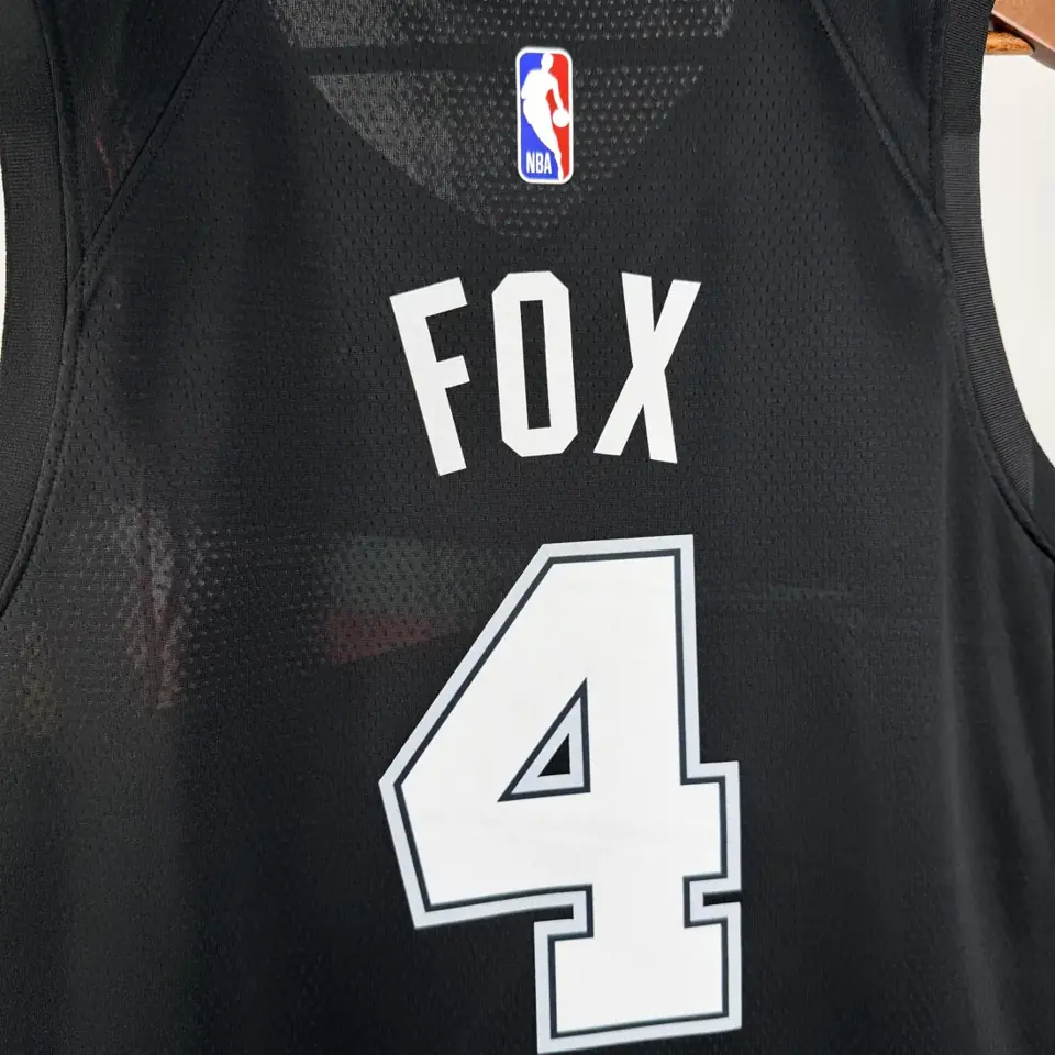 Foto 6 de Temporada 26 Spurs edición ciudad número 4