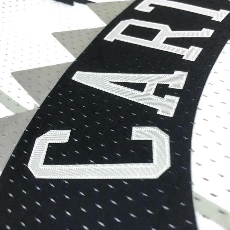 Foto 5 de Camiseta retro termoimpresa MN: SW Toronto Raptors temporada 99 blanco nº 15 Carter