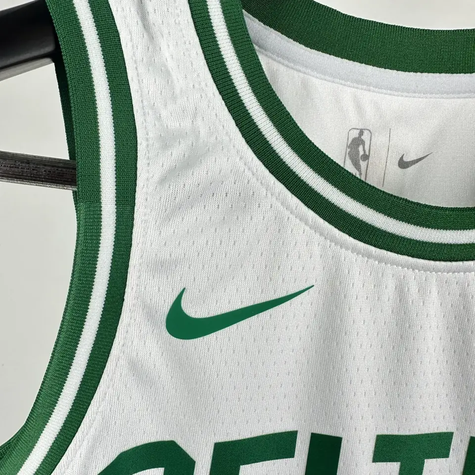 Foto 6 de Niños: Celtics blanco número 88