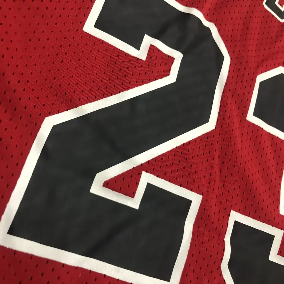 Foto 8 de Mitchellness Bulls de Chicago rojo número 23 Jordan Iverson camiseta retro de malla de manga corta