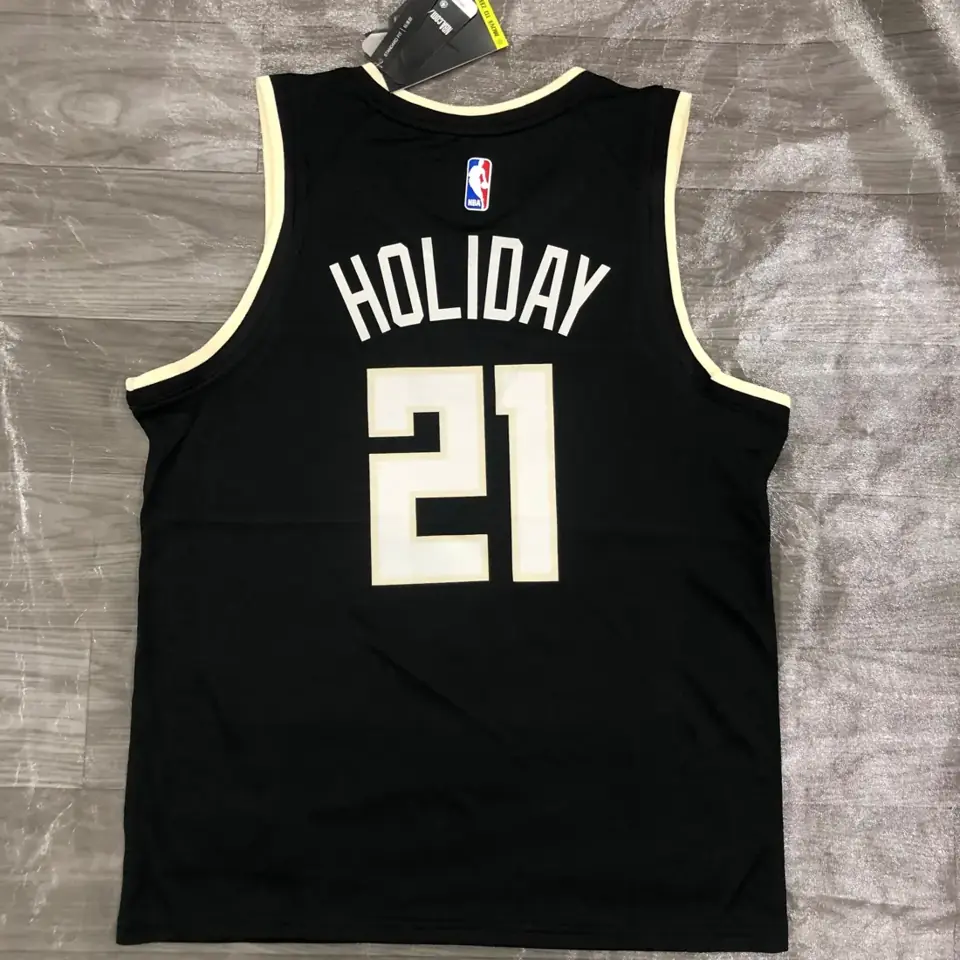 Foto 2 de Temporada 21 Milwaukee Bucks Camiseta temática Jordan número 21 Holiday